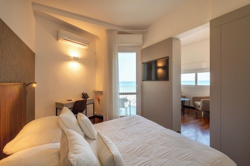 Hotel Ritz0