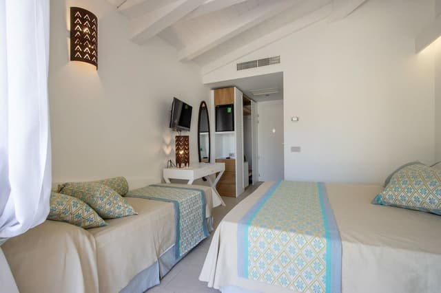 Comfort Triple Room