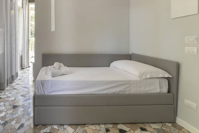 Standard Suite, Multiple Beds