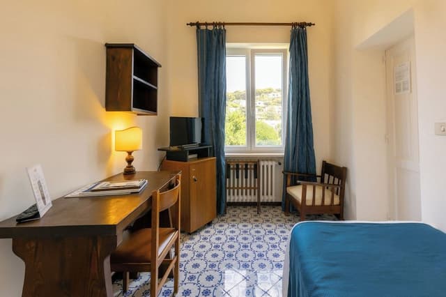 Standard Single Room, Garden View