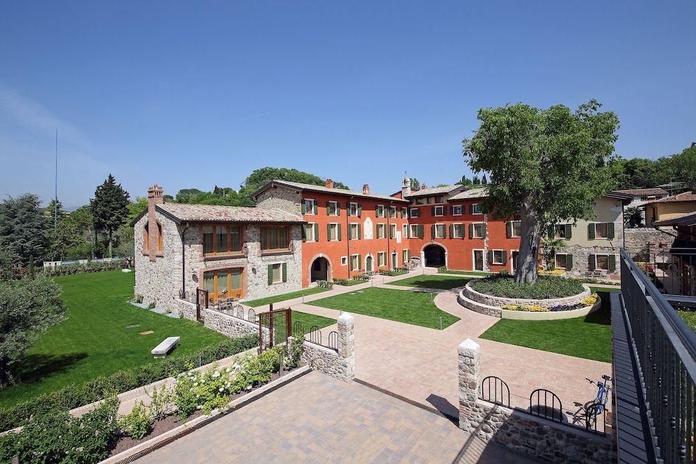 Residence Borgo Mondragon0
