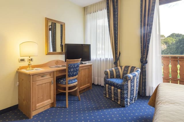 Double or Twin Room, Balcony, Lake View (Riflessi del lago)