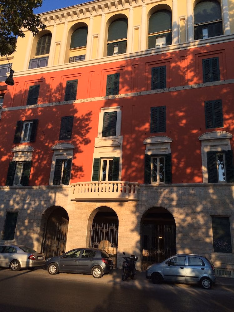 Augustana House0