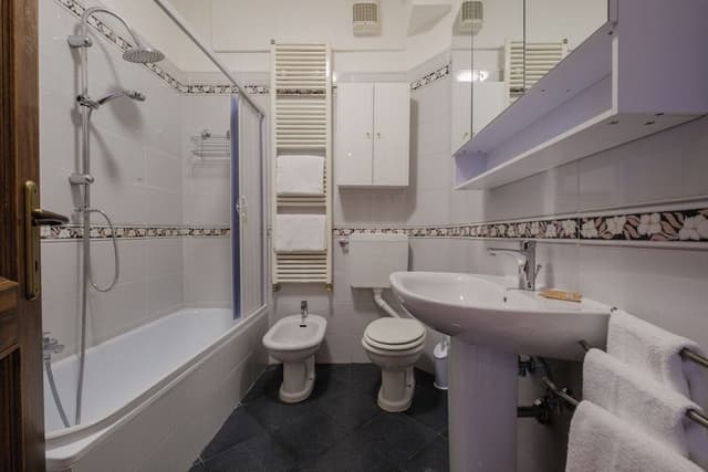 Basic Apartment