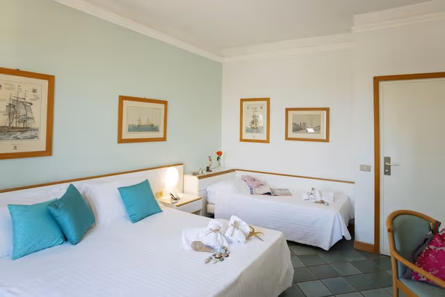 Triple Room