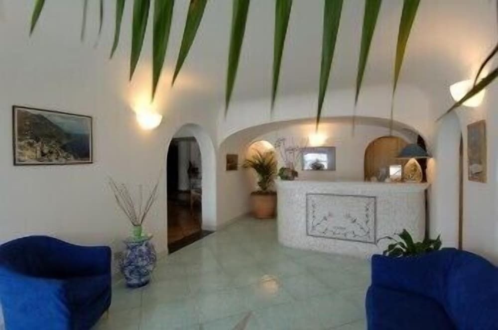 Hotel Le Fioriere0