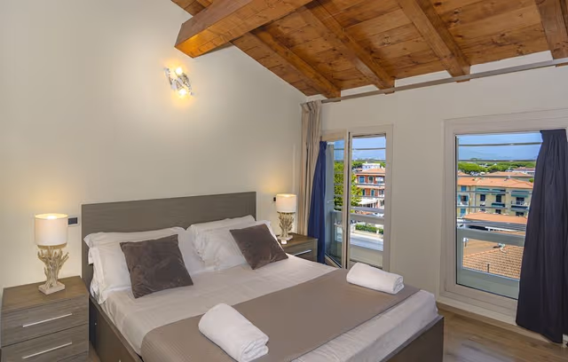 Exclusive Penthouse, 2 Bedrooms, Sea View