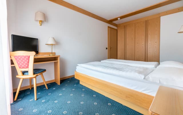 Economy Suite - 3 Pax