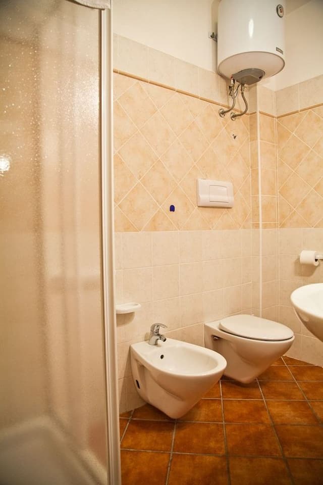 Apartment, 1 Bedroom, Annex Building