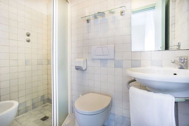 Economy Triple Room, Balcony
