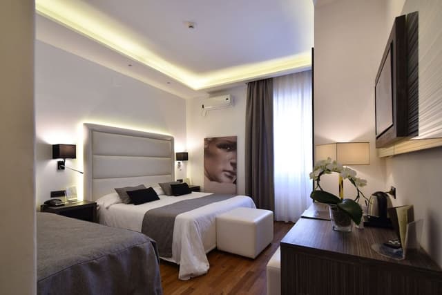 Triple Room