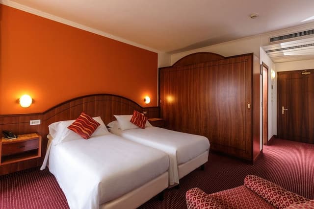 Comfort Double or Twin Room