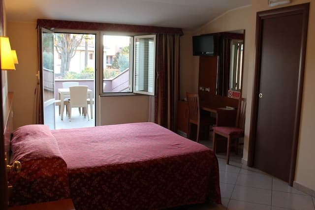 Double Room Single Use