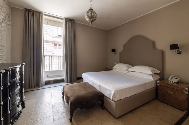 Superior Room, City View