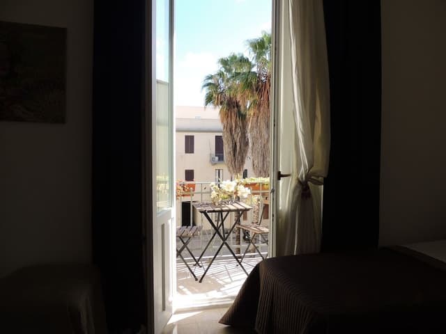 Triple Room, Balcony