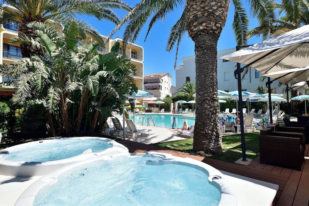 Hotel Florida4