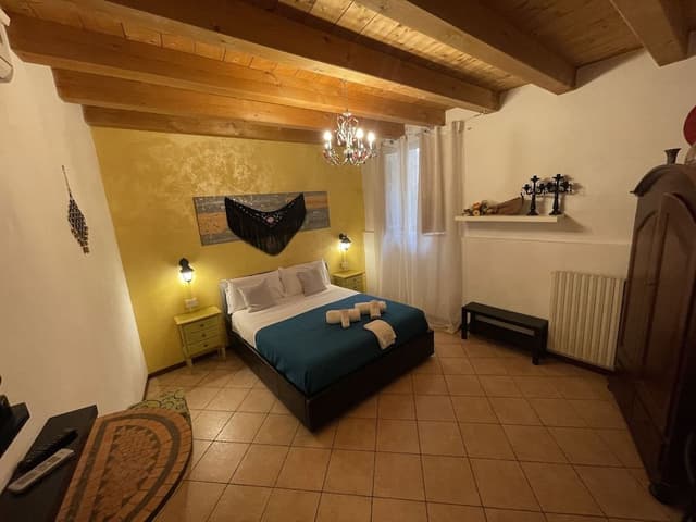 Double Room with Shared Bathroom