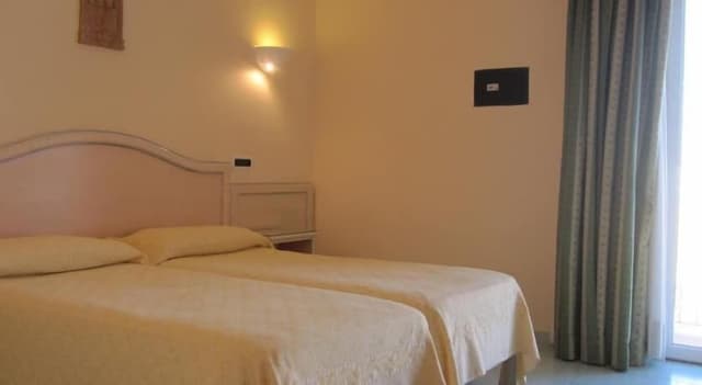 Double Room Single Use