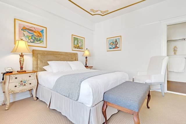 Premier Room, 1 Queen Bed