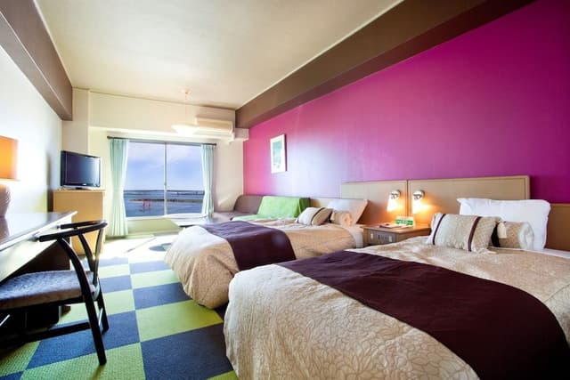 Deluxe Twin Room, Non Smoking (3 Semi-double Beds)