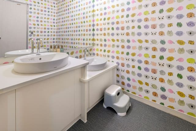 Baby-Friendly room