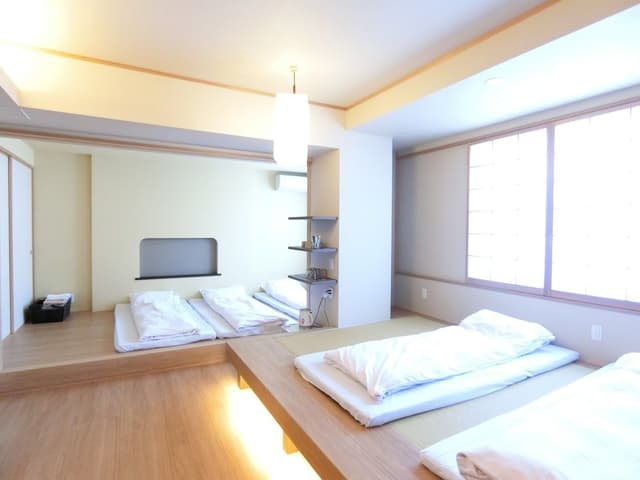 Family Room A (4-7 guests) ECO plan (No Daily Cleaning)