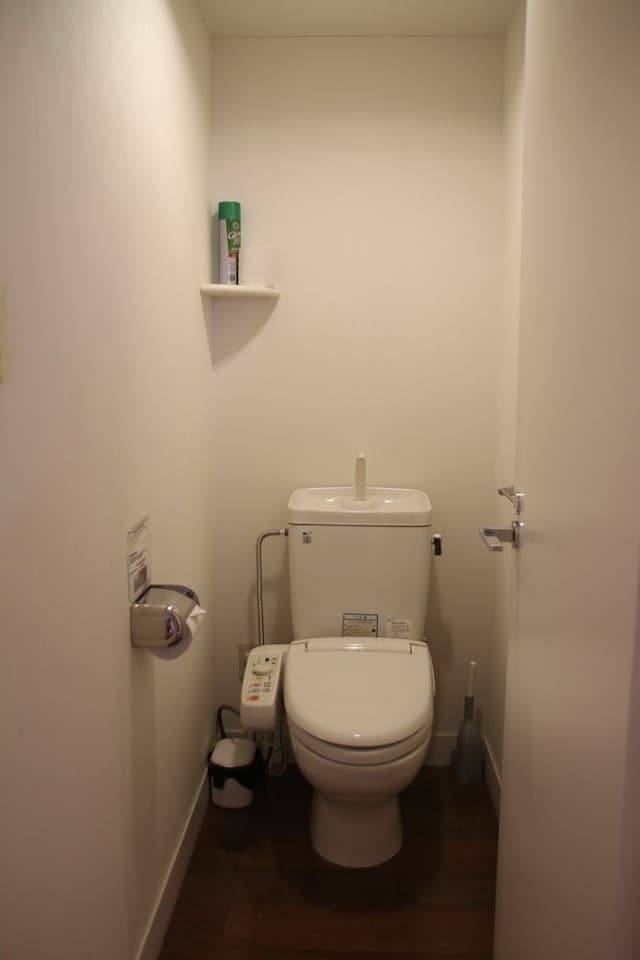 4 Bedroom Apartment (2 King or Twin and 2 Bunk Beds)