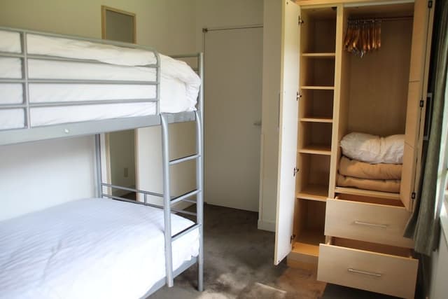 4 Bedroom Apartment (2 King or Twin and 2 Bunk Beds)
