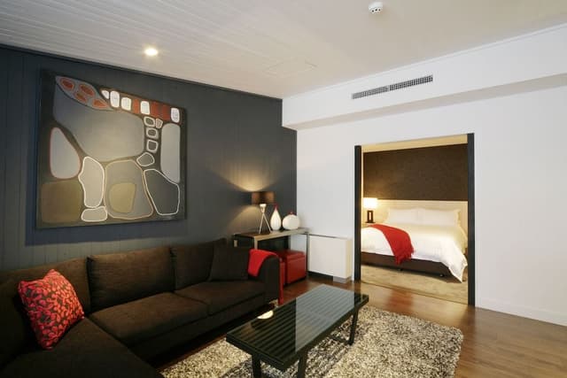 4 Bedroom Deluxe Apartment