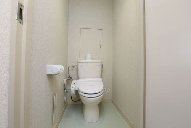 Twin Room - Non-Smoking