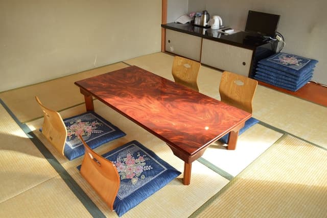 Traditional Quadruple Room, Private Bathroom