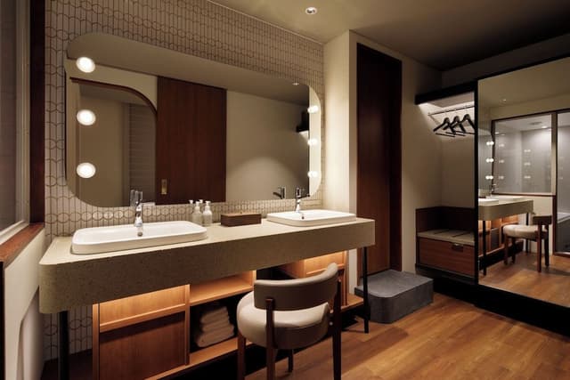 Grand Superior Twin Room, Non Smoking (High floor, Minibar, Free flow, Check out time: 12:00)