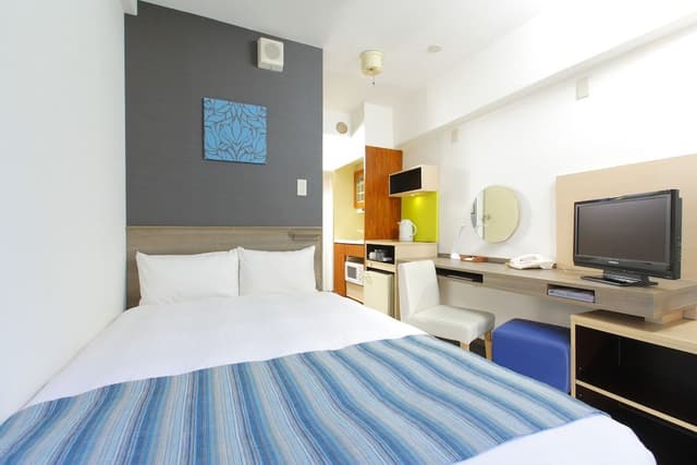 Standard Double Room with 1 Semi Double bed, Non-Smoking (Cleaning is Optional with Additional Cost)