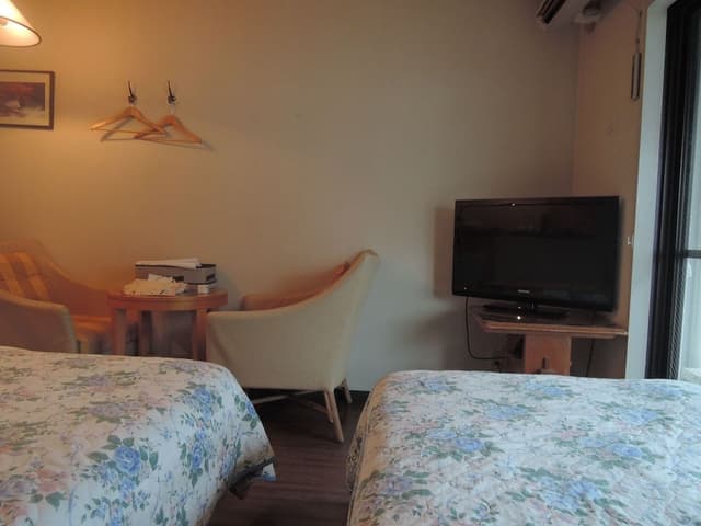 Twin Room with Shared Bathroom