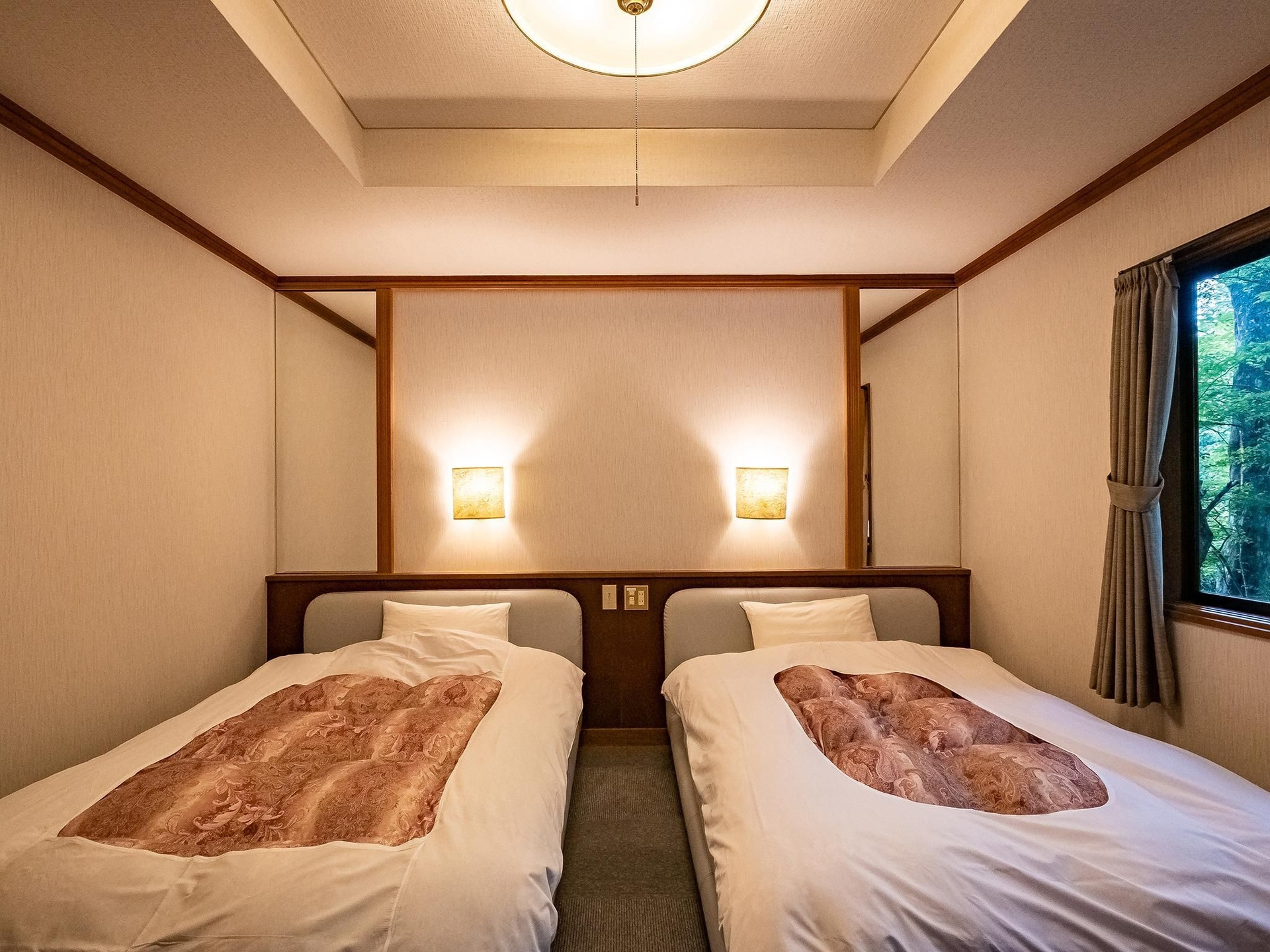 ฮาโกเน่ ออนเซน ซันโซะ นากะมุระ (Hakone Onsen Sanso Nakamura)1