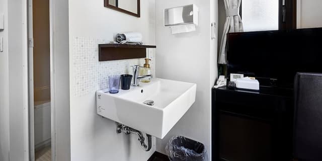 Superior Twin Room, City View