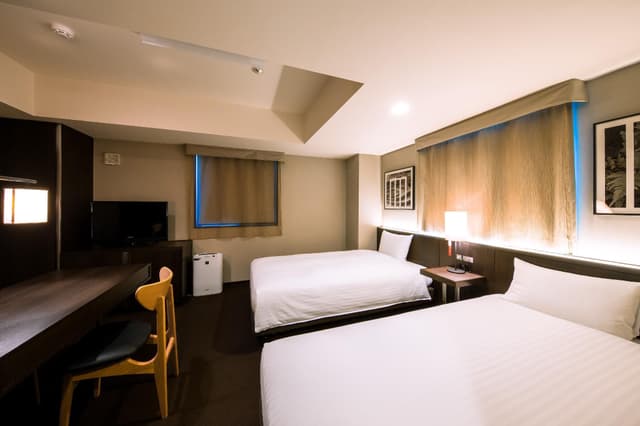 Standard Twin Room - Non-Smoking