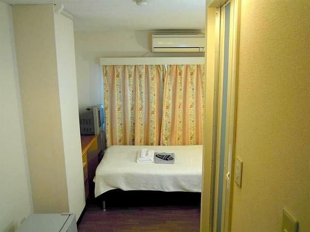 Single With Bathroom