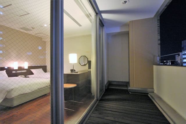 Superior Twin (with Balcony), Non-smoking