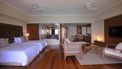 Club Deluxe Lower Floor with Club Service - Non-Smoking, Adult 13 and Over Only