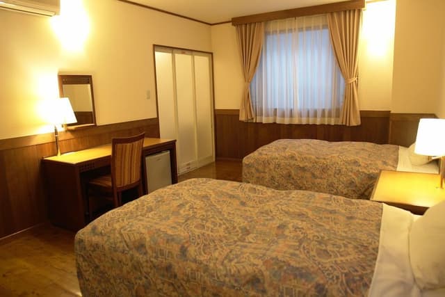 Deluxe Twin Room