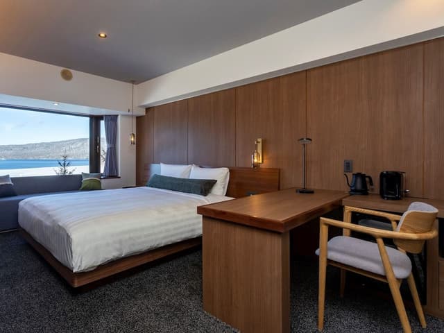 Standard Double Room, Non Smoking, Lake View