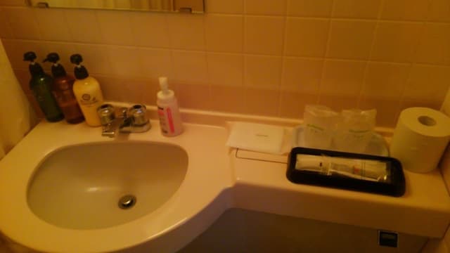 Single Room, Smoking