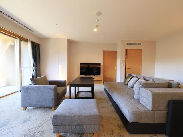 Western-style wide deluxe room with indoor hot spring(3 persons max.), Non Smoking