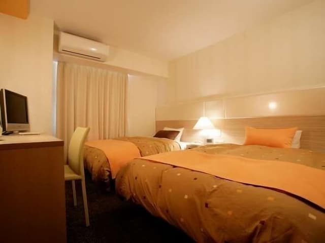 Twin Room, 1 Semi double + 1 Single, Non Smoking (Last Minutes Sale!)