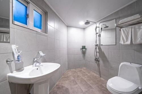 โรงแรมมินิ (Hotel Mini)4