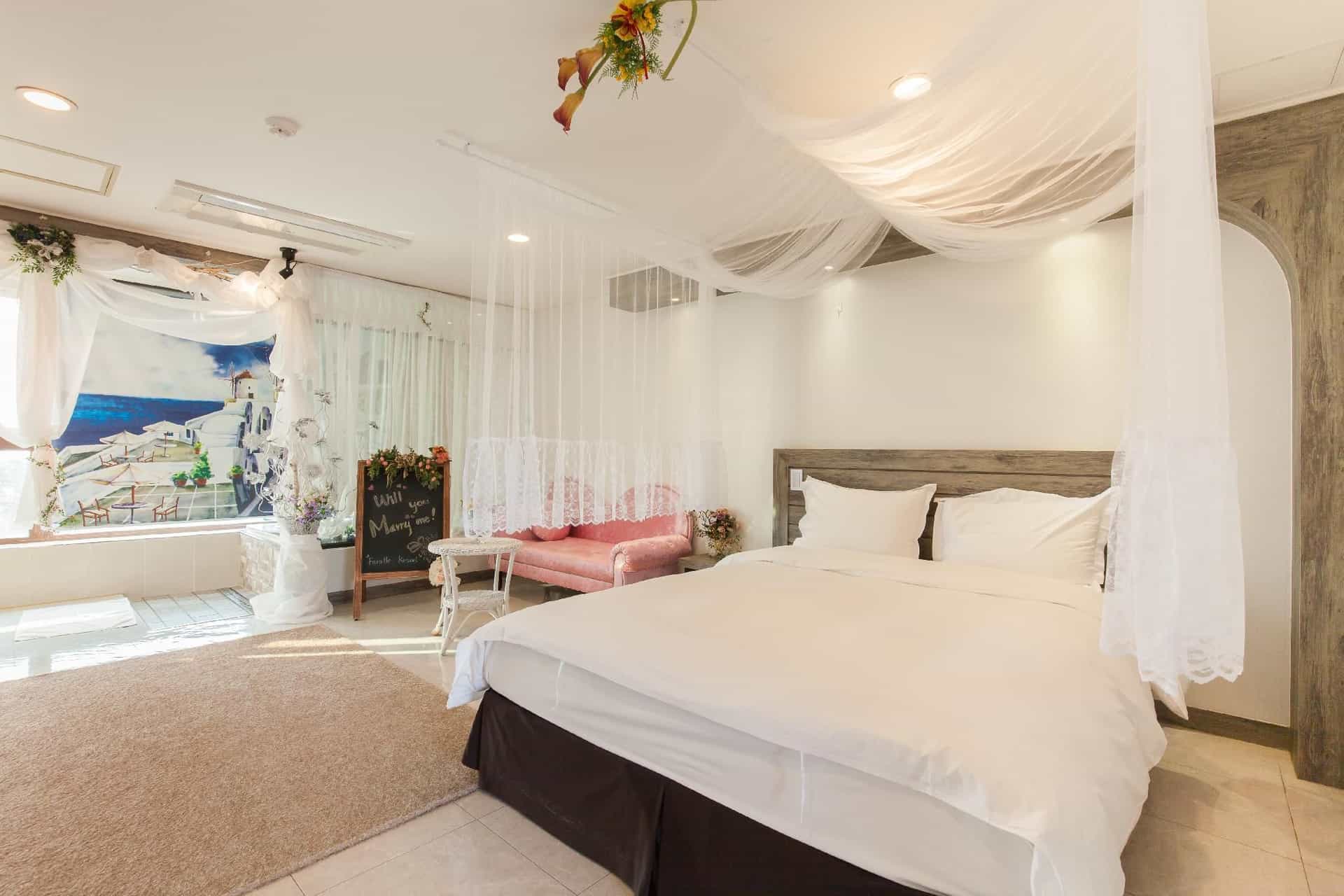แฟมิลี่ สปา รีสอร์ต แฟมิลี่ สปา รีสอร์ต