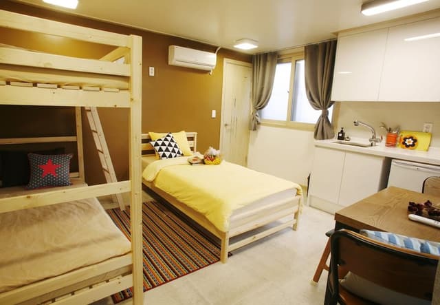Standard Triple Room, 1 Bedroom, Non Smoking, Private Bathroom
