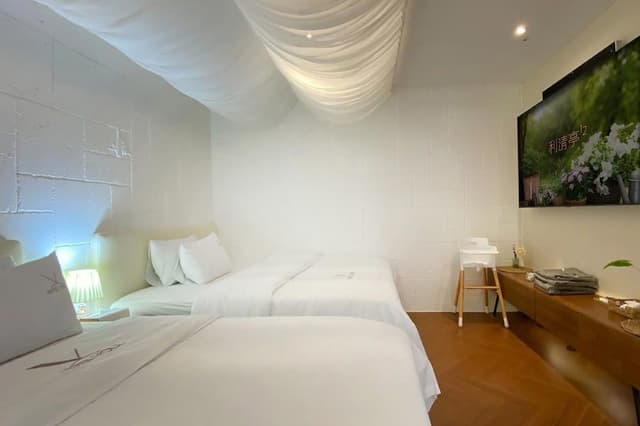 Romantic Villa, 2 Bedrooms, Non Smoking, City View