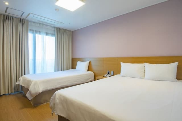 Family Twin Room